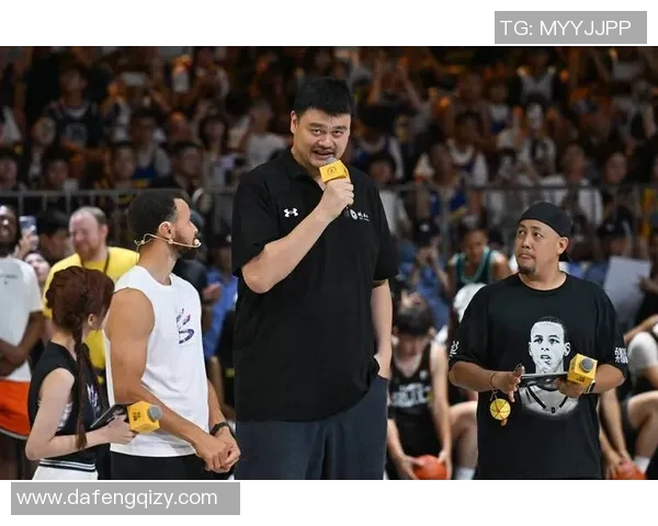 姚明电流舞引领篮球新风潮展现运动与艺术的完美结合 姚明电流舞引领篮球新风潮展现运动与艺术的完美结合