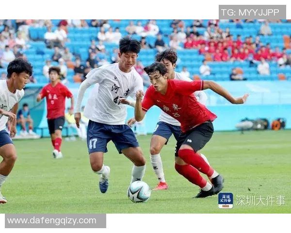 天津足球明星段举的成长历程与对中国足球的影响分析